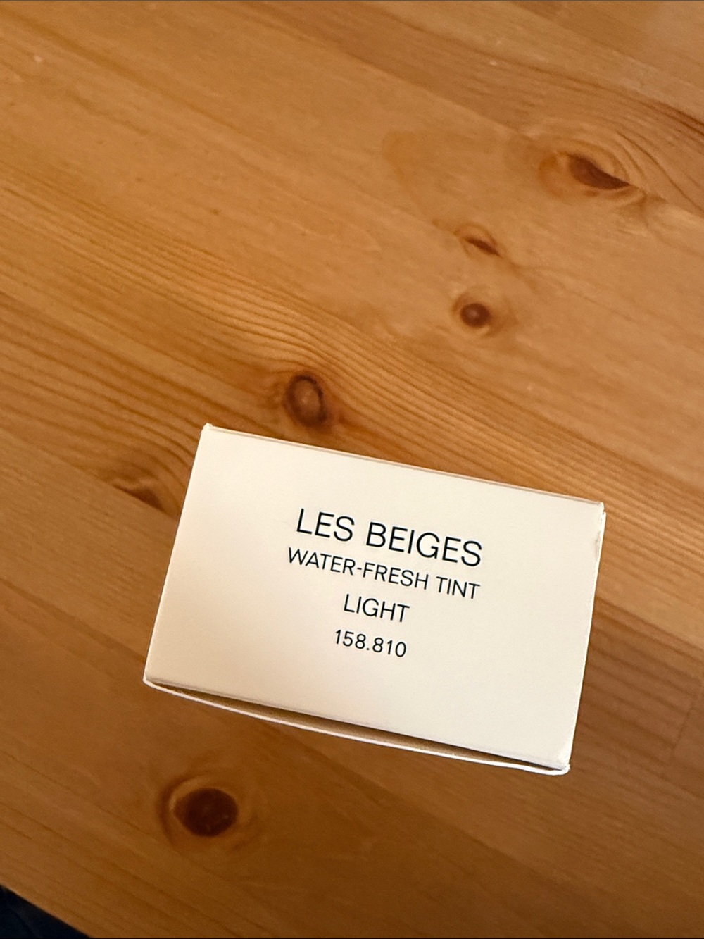 CHANEL Les Beiges Water-Fresh Tint in Light - Picture 4 of 5